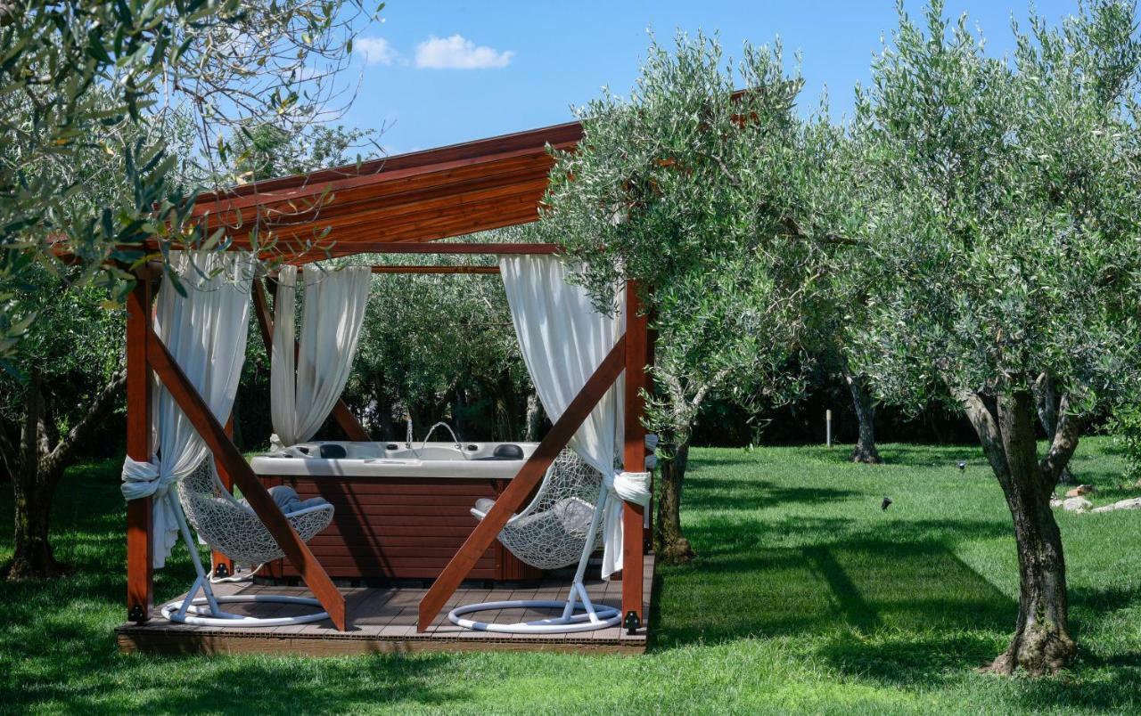 - Wooden Villa