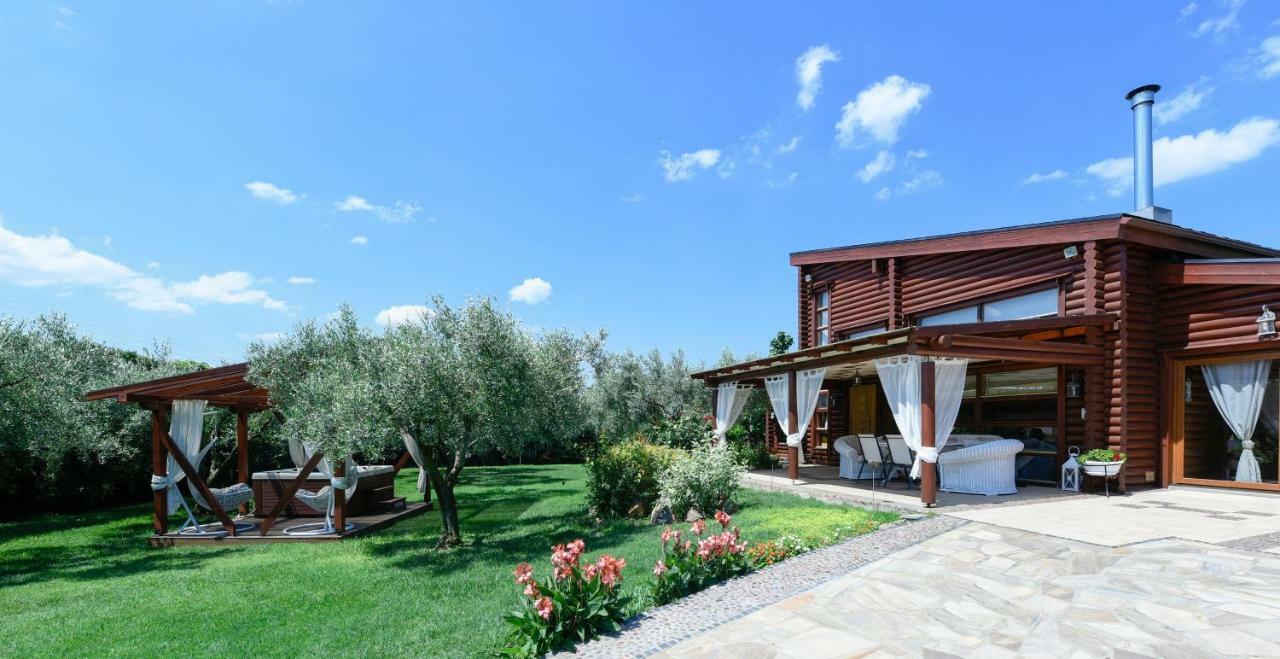 Villa - Wooden Lakkia